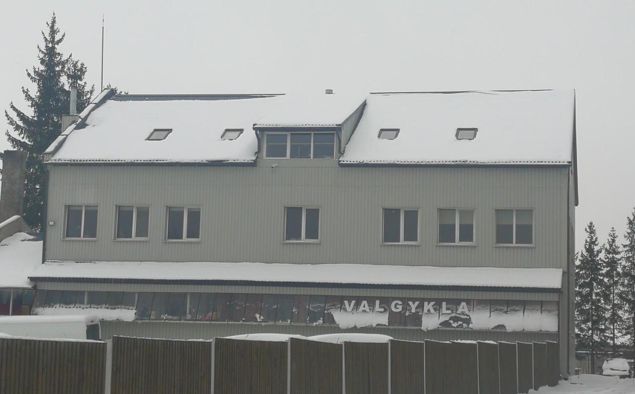 Viesbutis Kelyje Hotel Utena Exterior foto